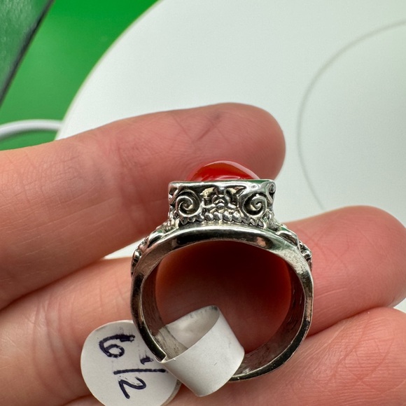 Stunning Bohemian Red Turquoise Oval Elongated Resin Gemstone Steel Alloy Ring - Picture 7 of 16